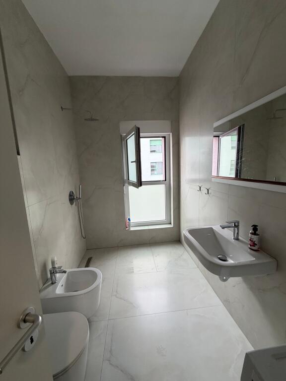 Affittasi 1+1 nel Complesso Mangalem/Ali Dem