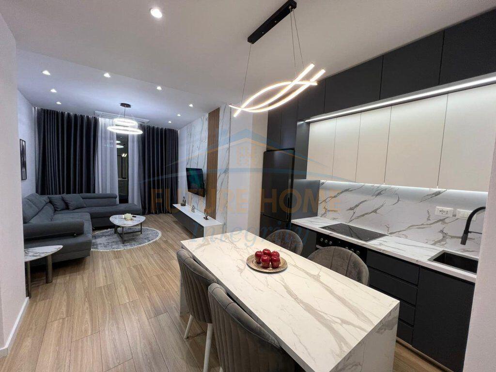 Qera, Apartament 2+1+Post Parkimi, Lake View Residence, Tiranë.