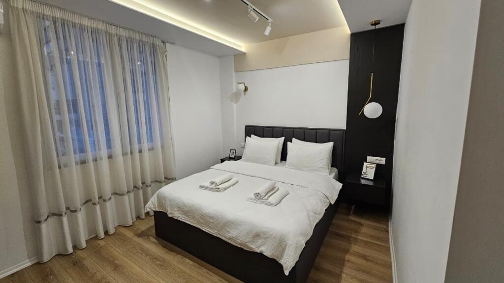 Duplex 2+1+2 for Rent in the Center!