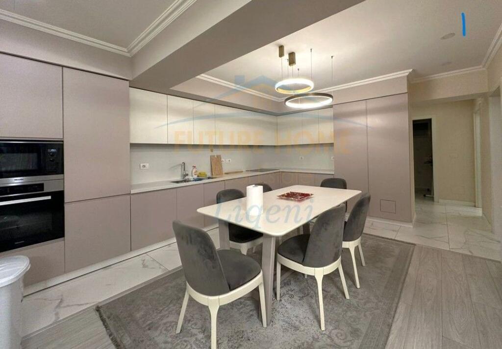 Qera, Apartament 3+1+2, Rruga Margarita Tutulani, Tiranë.