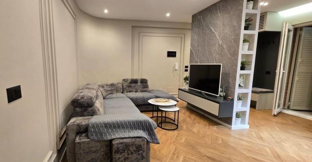 Apartment 1+1 for sale in Kodra e Diellit 1 Residence.