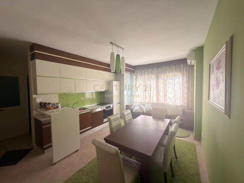 Apartment for sale on Mine Peza Street