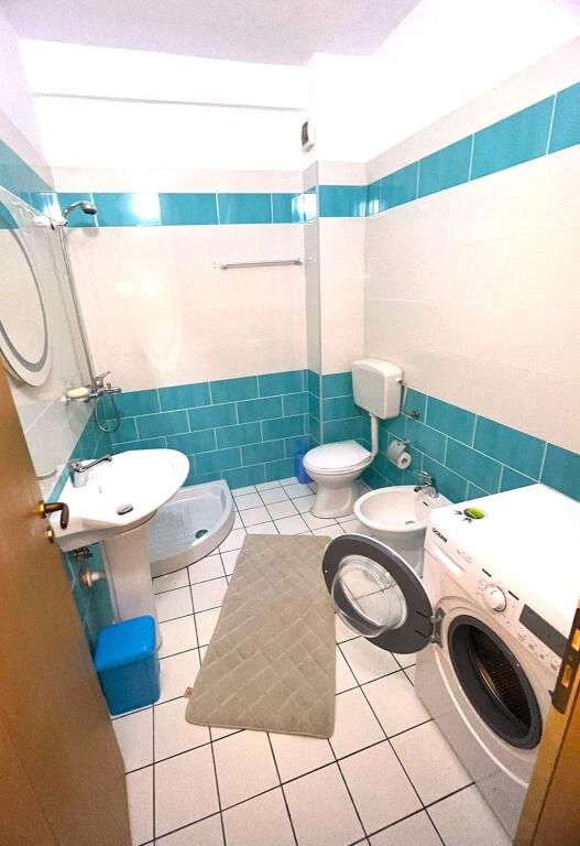 500 meters from Orikum Beach - Very big apartment fully furnished