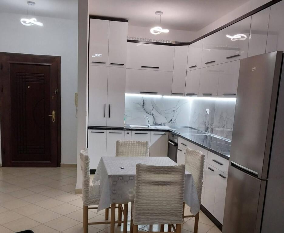 1+1 for Rent in Astir!