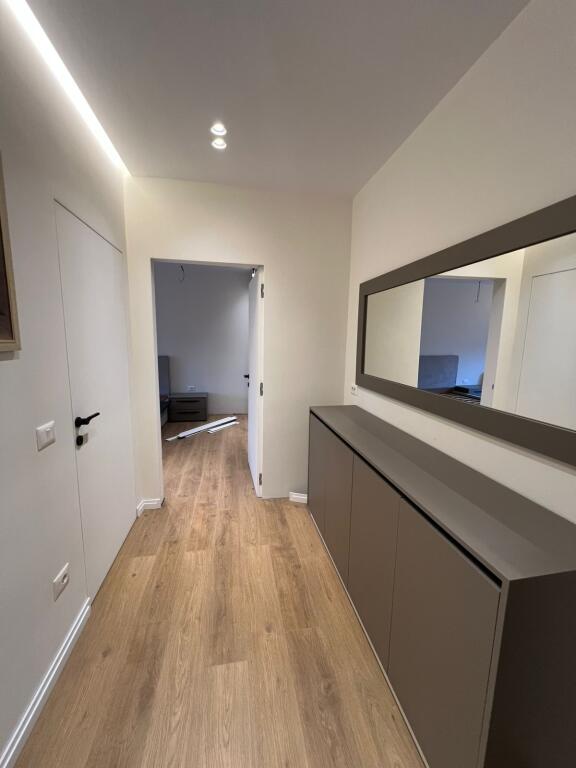 APARTAMENT ME QERA 2+1