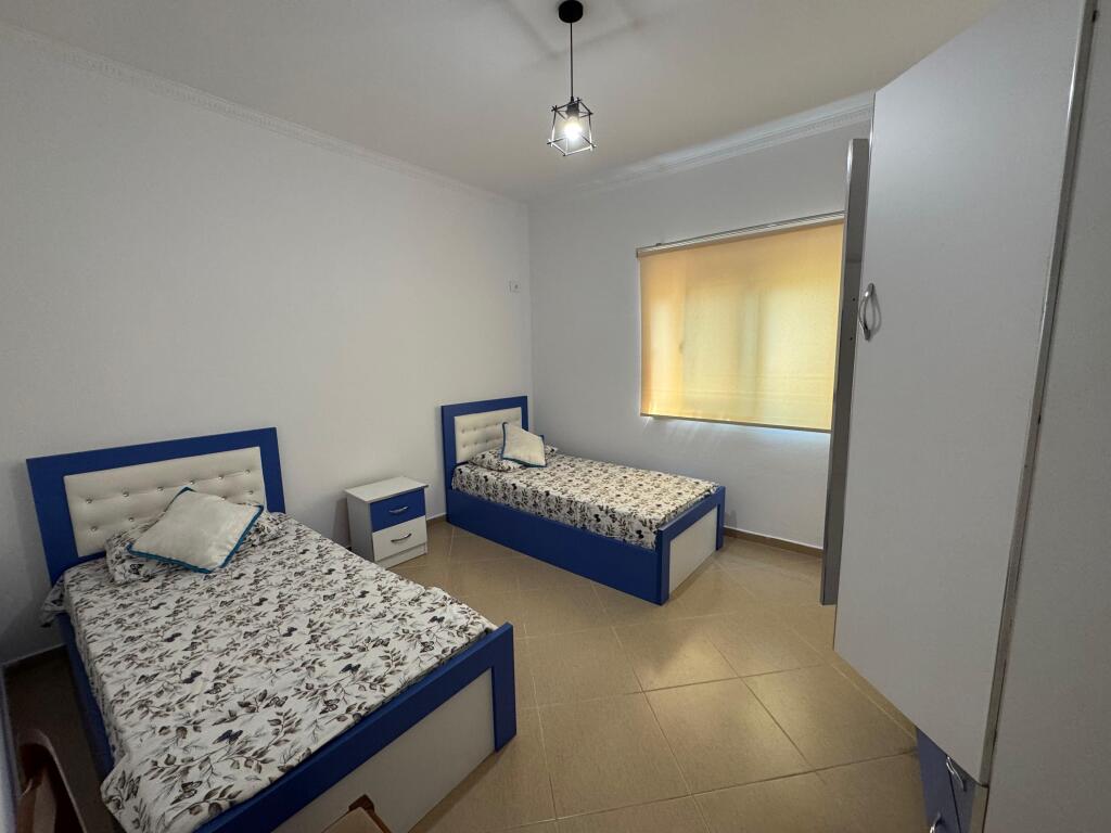 Jepet Shtepi Private me qera te Gjykata