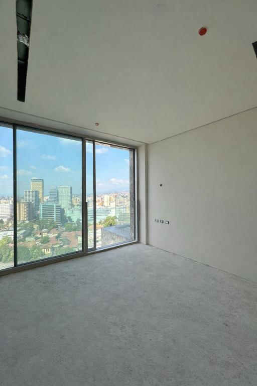 🏙️ Apartament 2+1 për Shitje – Downtown One, Tiranë