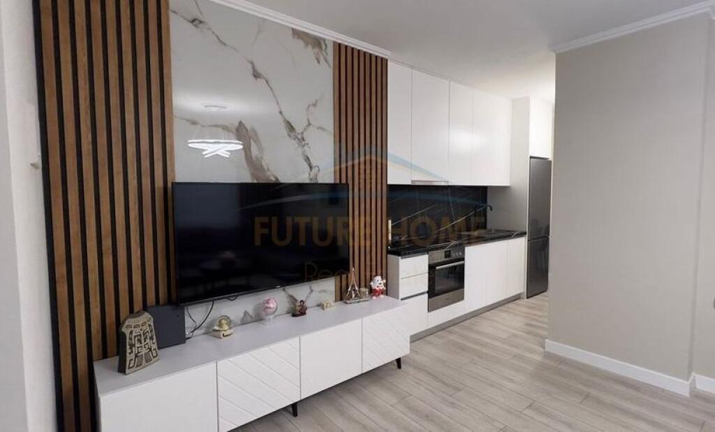 Qera, Apartament 1+1 , Rruga e Kosovareve, Tirane.