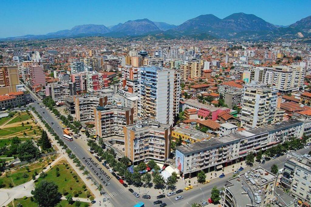 APARTMENT 2+1+2 FOR SALE IN THE CENTER