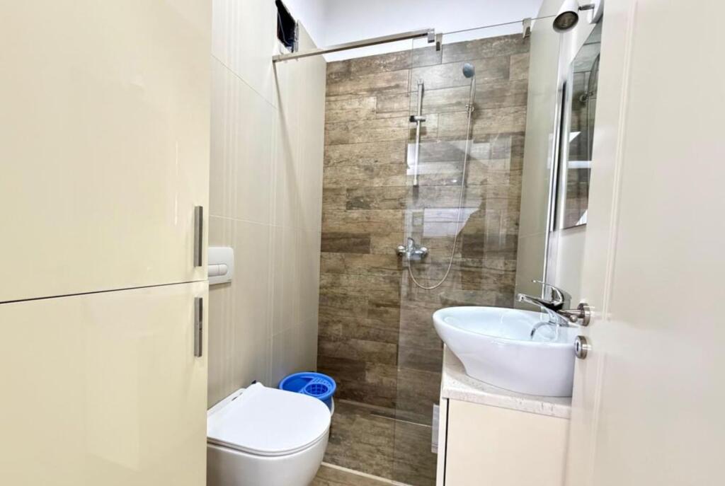 Duplex 3+1+2 me Verandë + Parkim – Rrethrrotullimi Selitë🏙