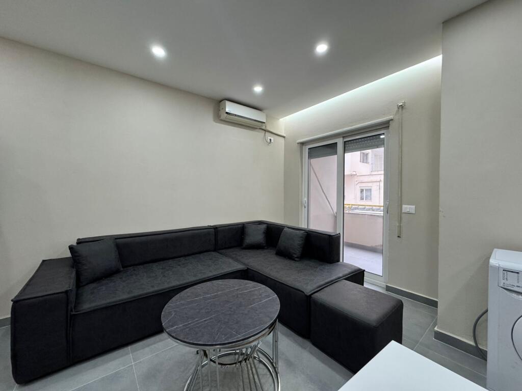 Apartament me qera ne plazh hekurudha