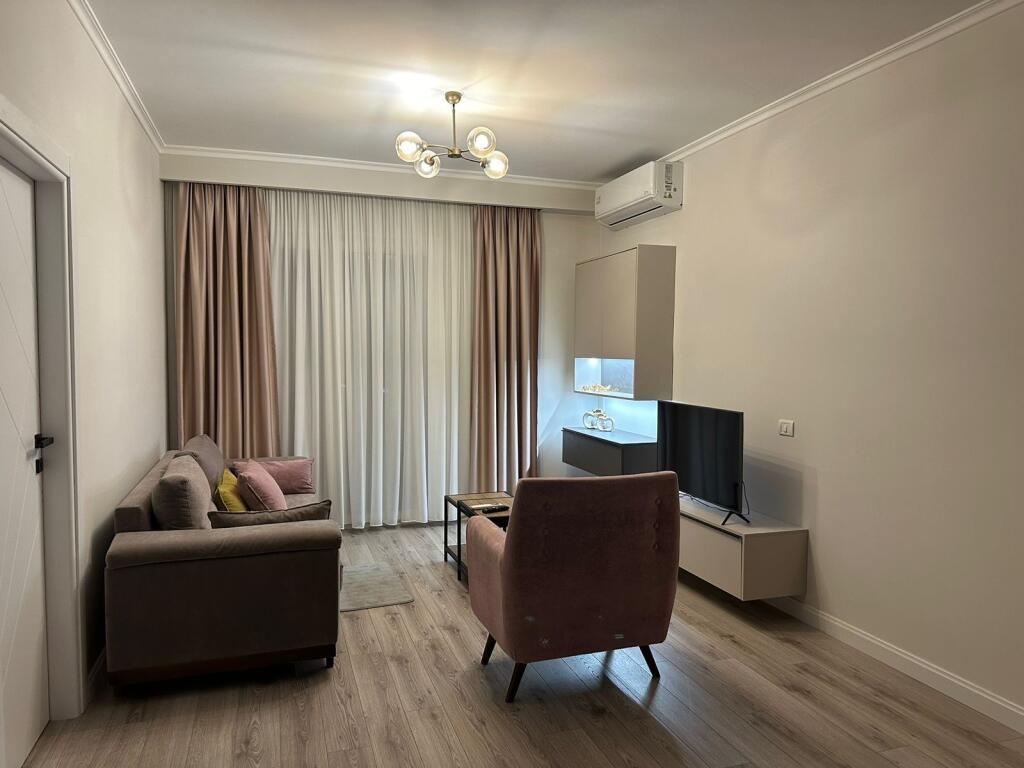 Super ap 1+1 at tegu ( rose garden )