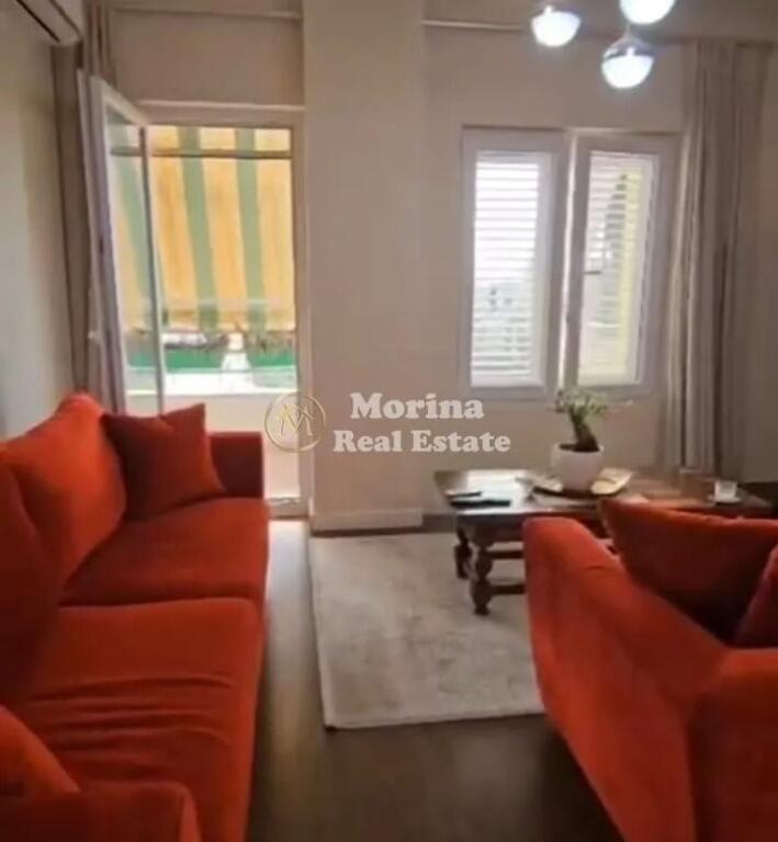 Sale | Apartment and parking, 2 + 1 | Rruga e Dibrës | 211150 €