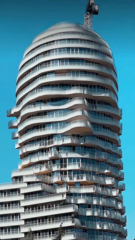 🌇 Apartment 1+1 for Sale – TIRANA’S ROCK, Skënderbej Square