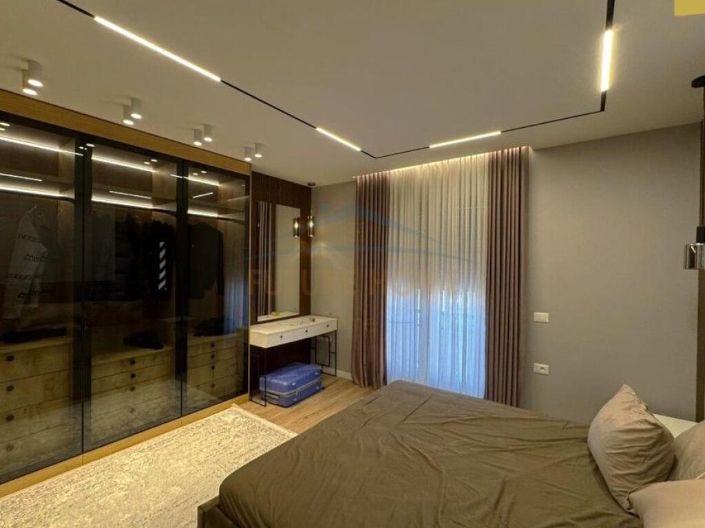 Rent, Apartment 2+1+2+Parking Space, Delijorgji Complex, Tirana