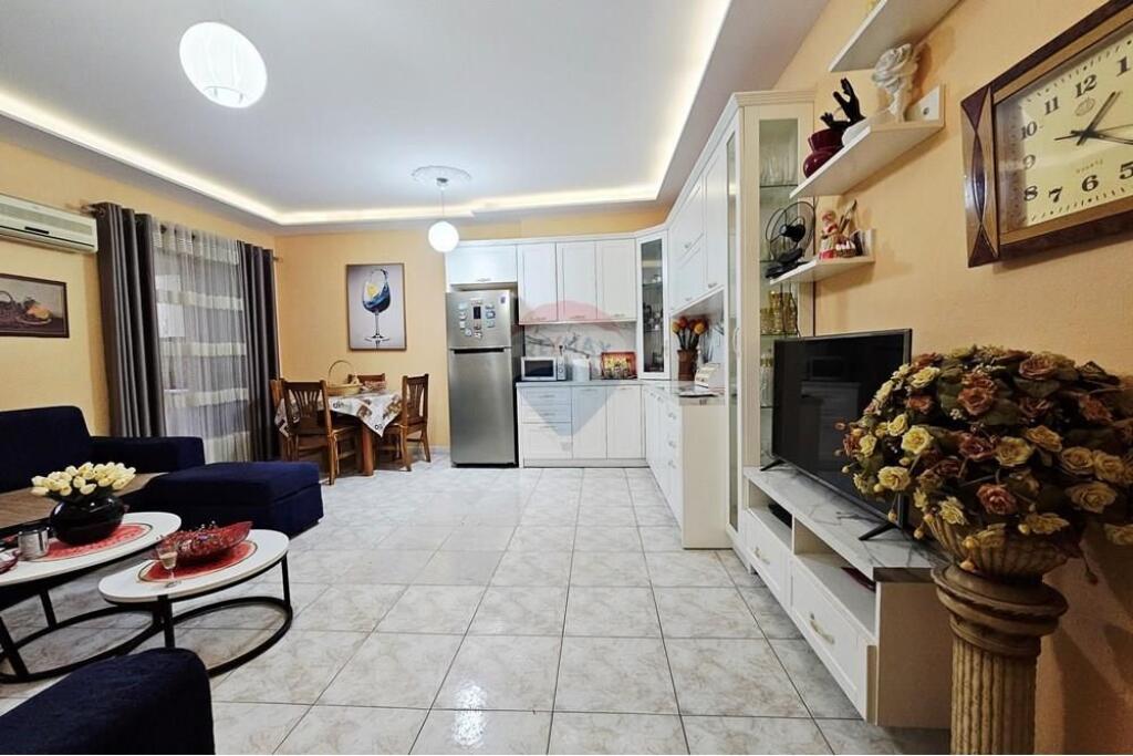 Apartament 2+1 ne shitje te Hipoteka !
