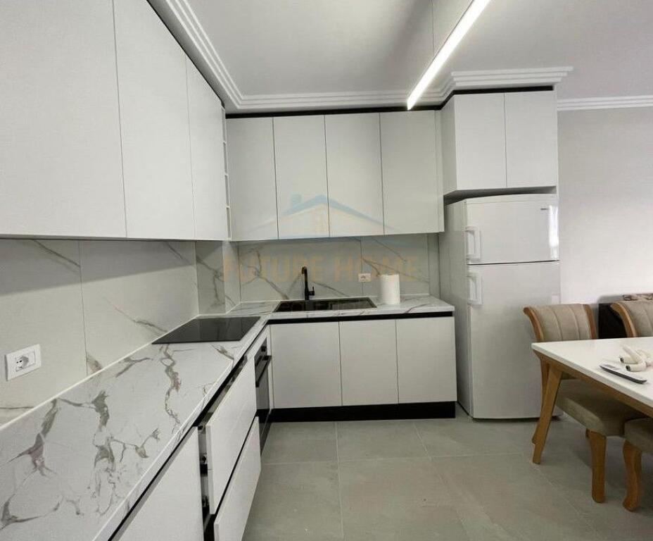 Qera, Apartament 2+1+Post parkimi, Univers City, QTU, Tiranë