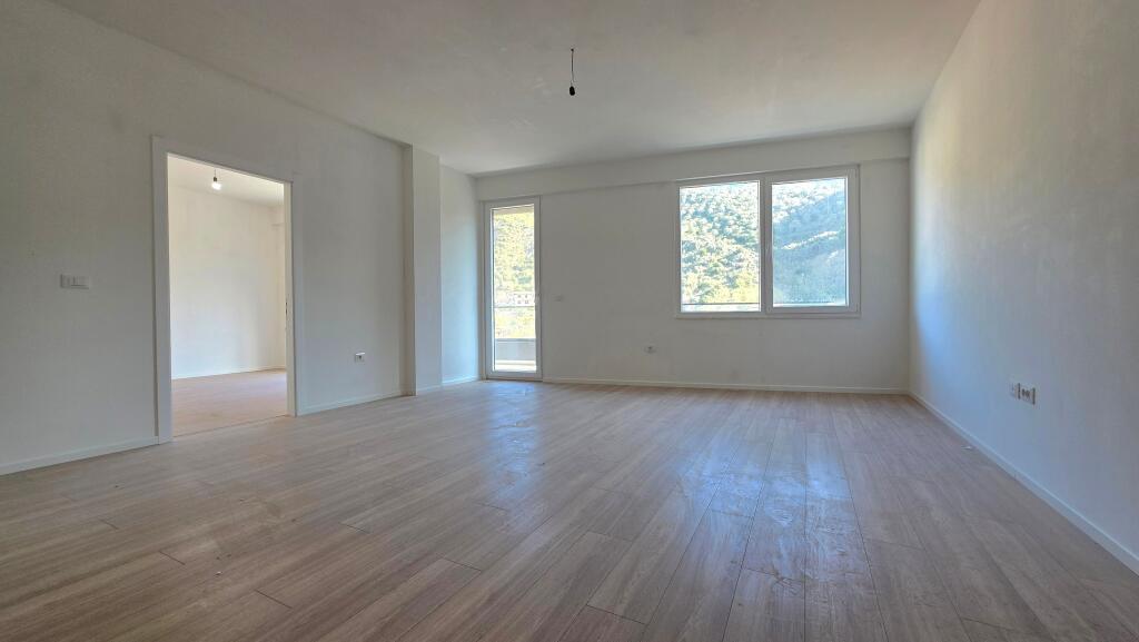 Apartament 1+1 në shitje në Lungomare, Vlorë