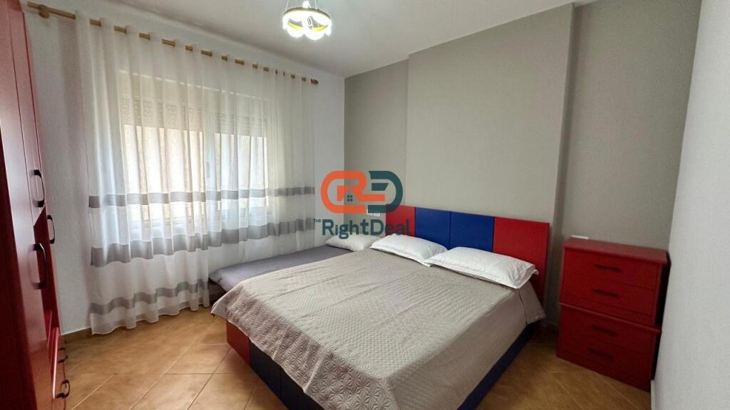Ne Durres ,Prane Hotel Dolce Vita, Shitet Apartament 1+1, Shume Prane Detit !!