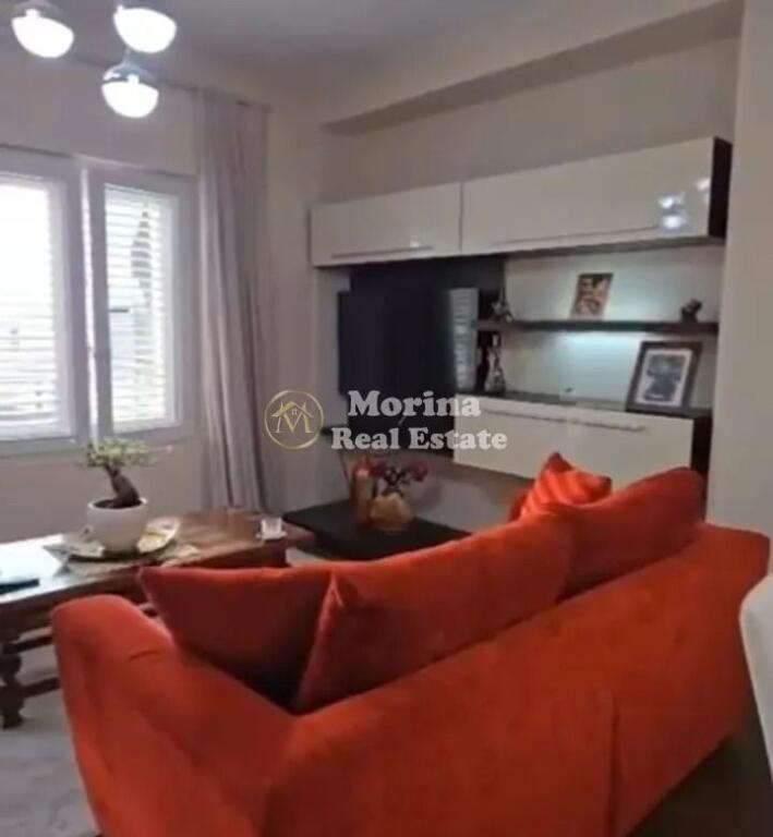 Sale | Apartment and parking, 2 + 1 | Rruga e Dibrës | 211150 €