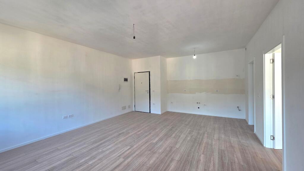 Apartament 1+1 në shitje në Lungomare, Vlorë