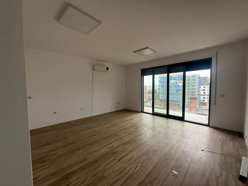 *Apartament3+1 - Për Qira - Fiori Di Bosco*