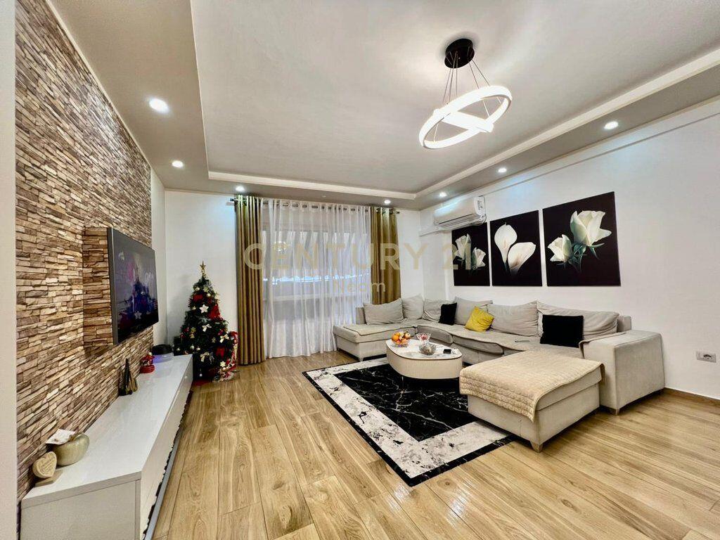 SHESIM, APARTAMENT MODERN 2+1+2 me PAMJE te VIZION ➕‼️