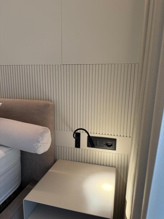 Apartment 3+1+2 with parking space for sale Pallati Orion, Rruga e Kosovarëve