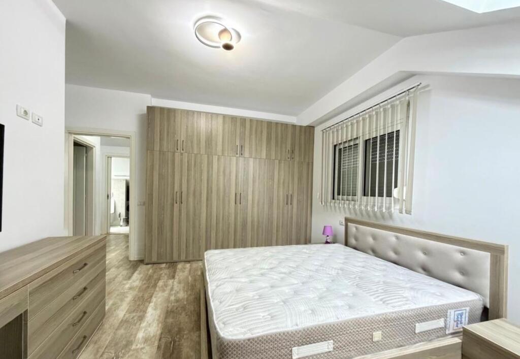 Duplex 3+1+2 me Verandë + Parkim – Rrethrrotullimi Selitë🏙