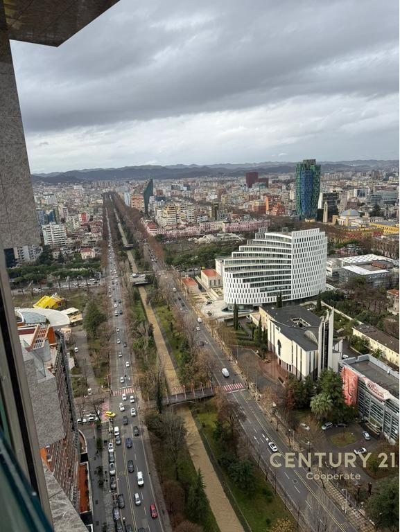 Shitet Apartament 3+1+2 në Downtown One – Zemra e Tiranës