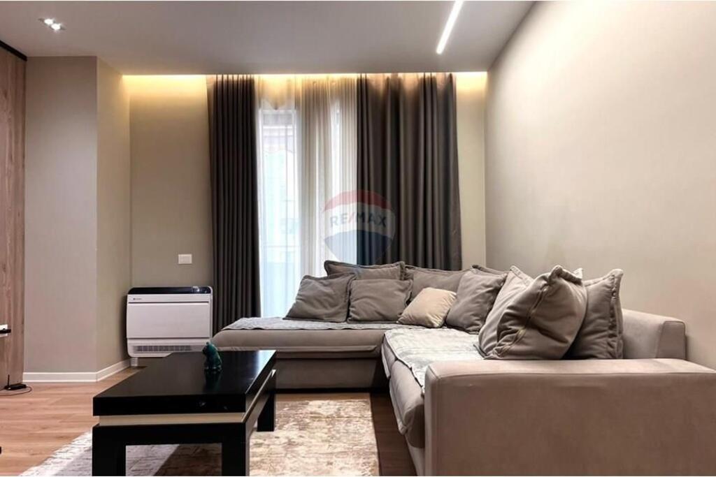 Apartment 1+1 for rent at Bulevardi Zogu I !