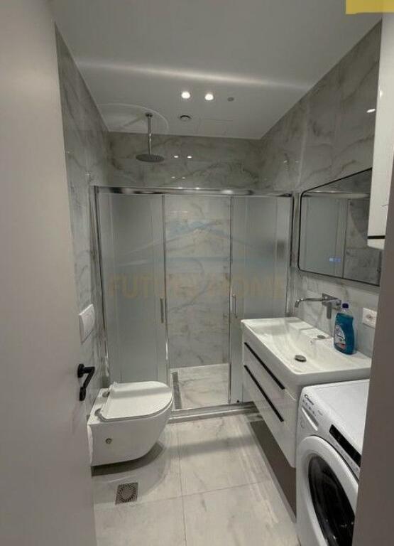 Rent, Apartment 2+1+2, Gallery, Barrikadave Street, Tirana.