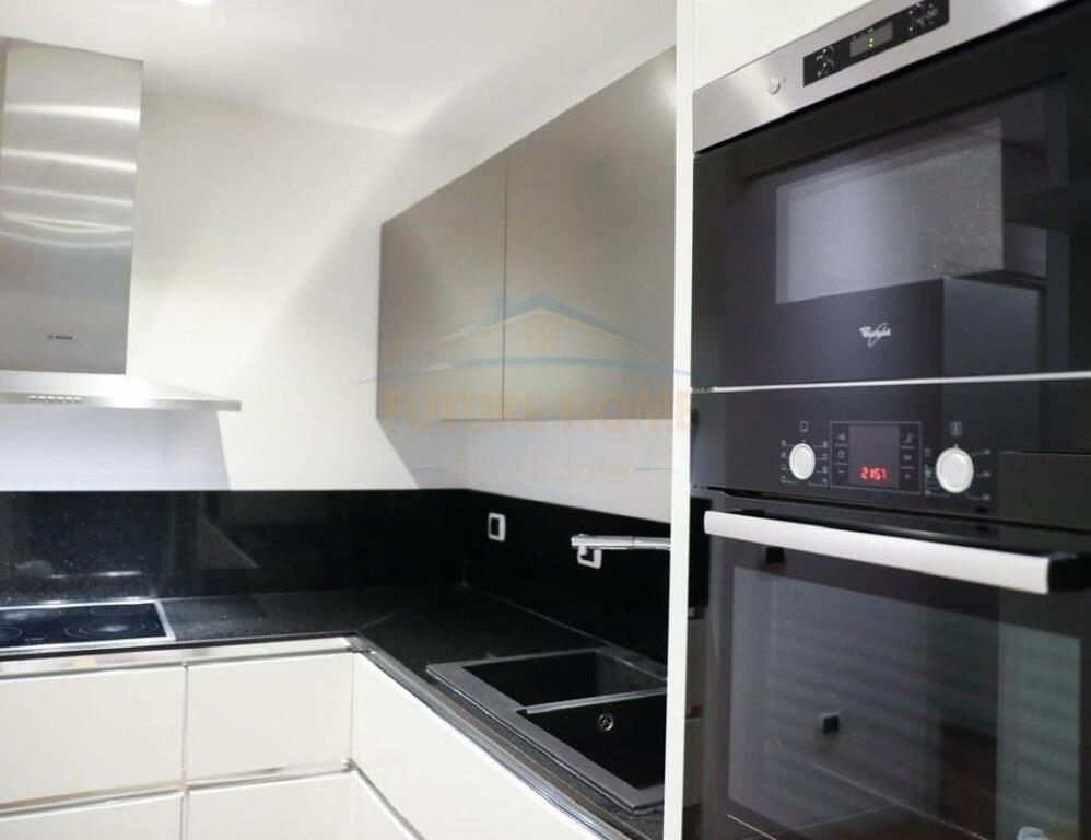 Shitet, Apartament 2+1+2, Selvia, Tiranë.