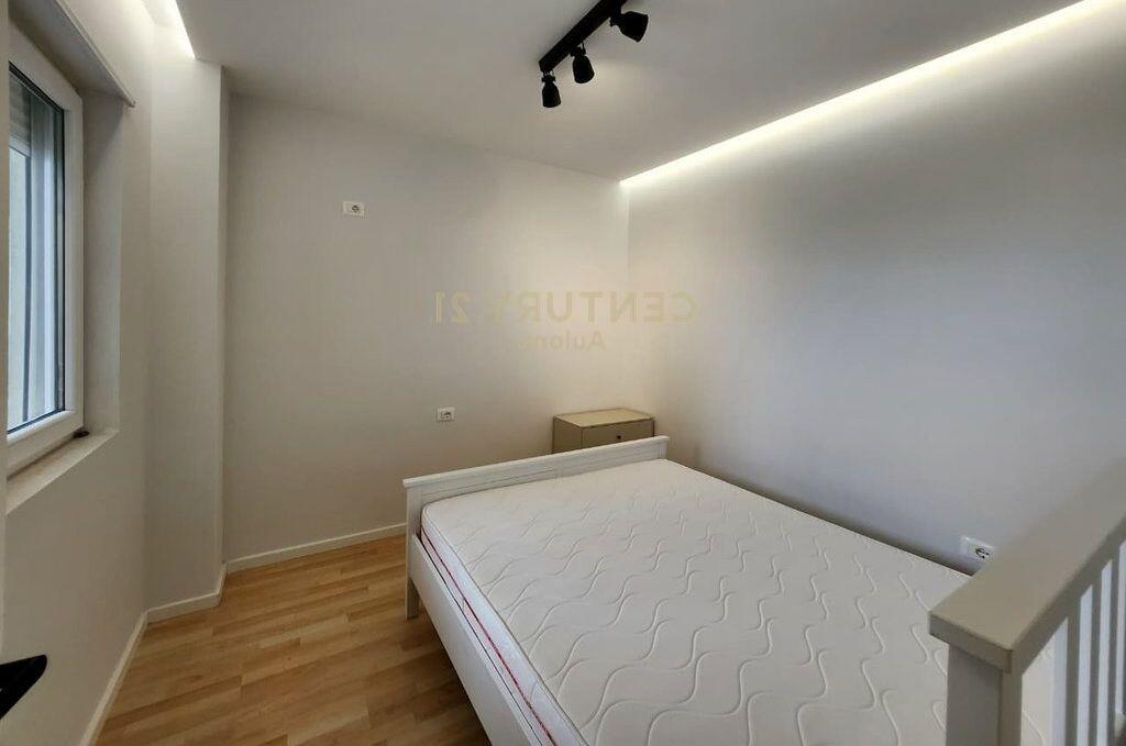 Apartament 2+1 me Pamje Deti në Lungomare 1 në Shitje
