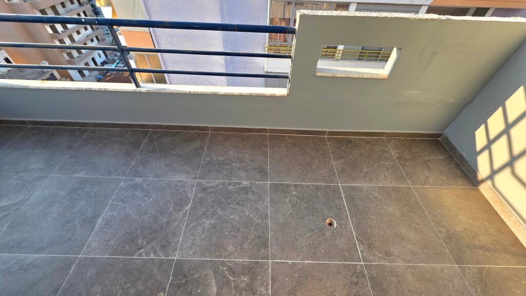 APARTAMENT 1+1 NË SHITJE PRANË PALESTRËS SË MUNDJES, VLORE