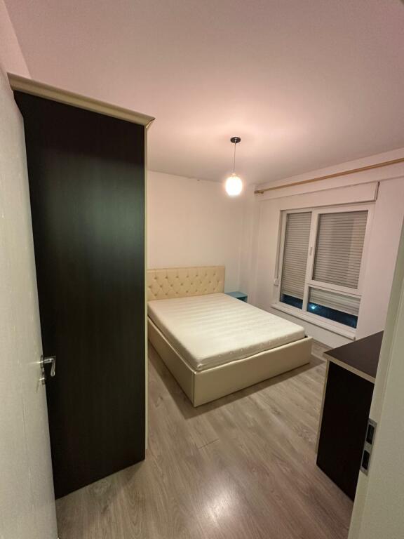 Apartament 1+1 me qera tek Ish Parku 21 Dhjetori