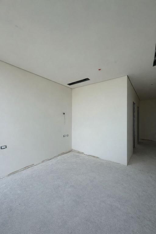 🏙️ Apartament 2+1 për Shitje – Downtown One, Tiranë