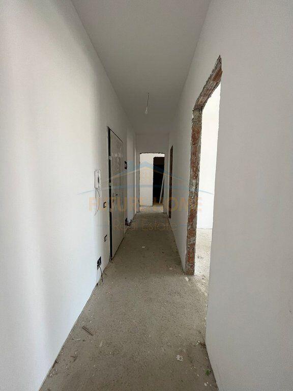 Apartment 2+1+2 for sale, Besa Street