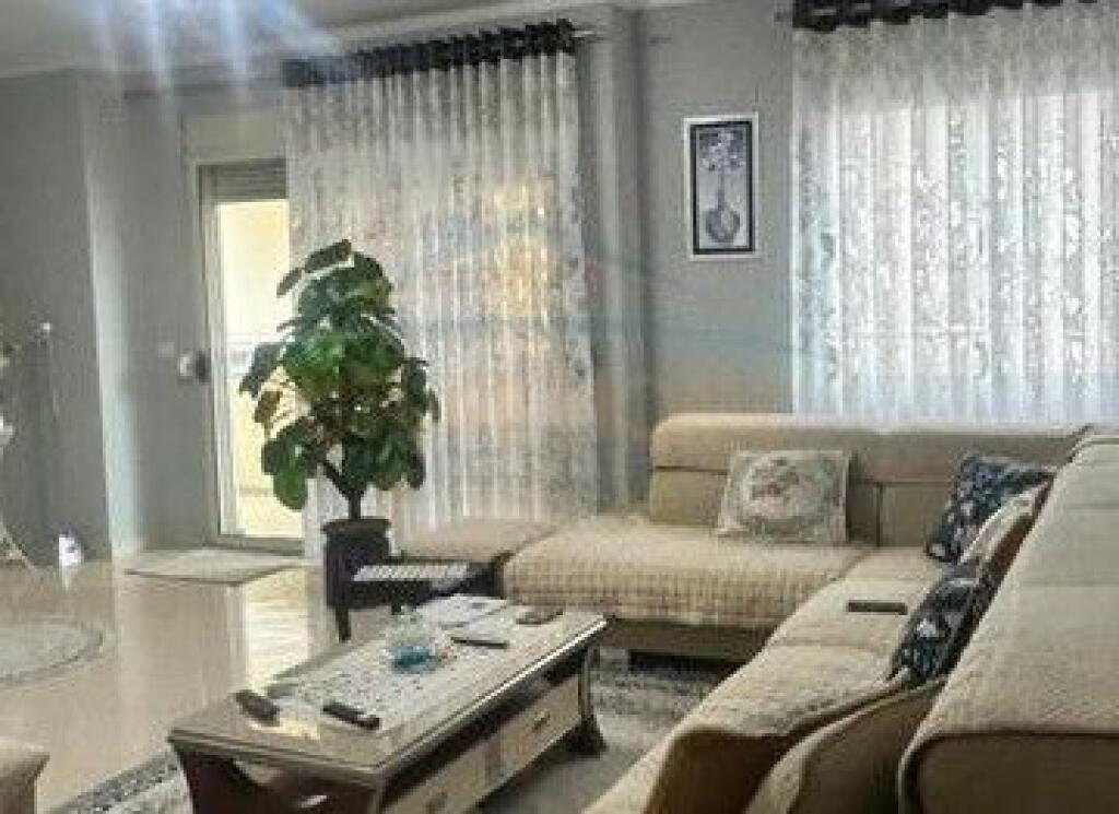 Shitet, Apartament 2+1+2+Post Parkimi, Rruga Dajtit Fresk, Tirane