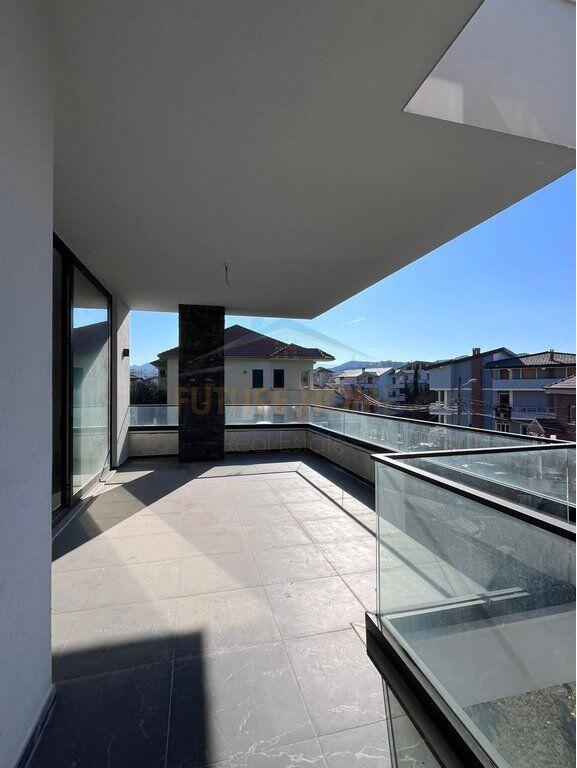 Shitet, Vile 2 Kateshe, Sauk