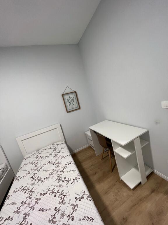 Apartament me qera 2+1, Rr.Dritan Hoxha