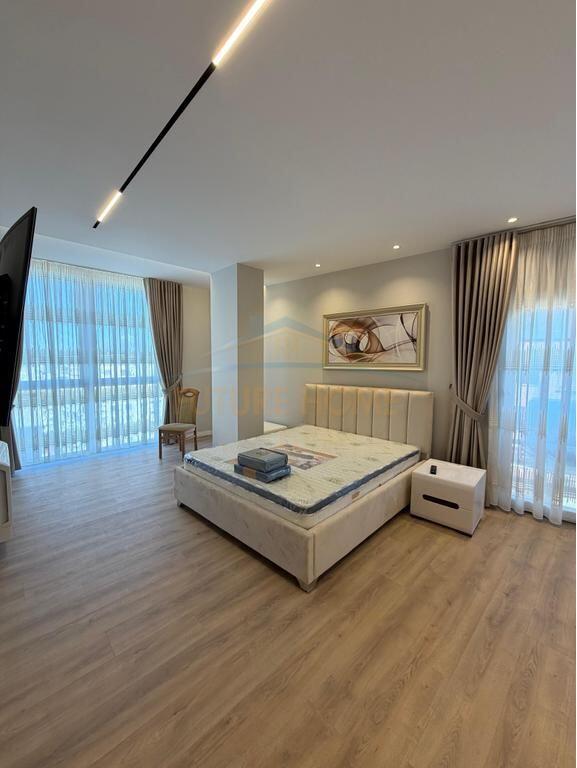 Rent, Apartment 2+1+2, Galeria, Barrikadave Street, Tirana.