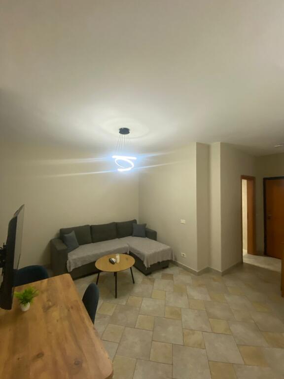 Appartamento in vendita a 5 maji 1+1