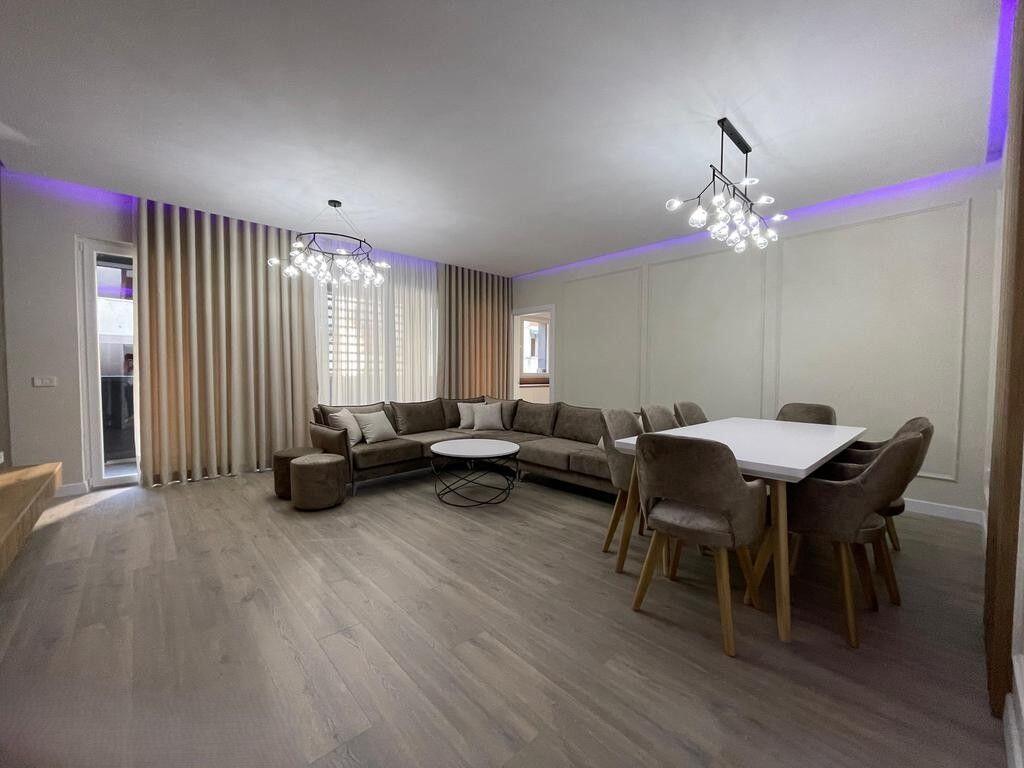 JEPET ME QIRA APARTAMENT 2+1+2 TEK KAFE FLORA ! 1,500 € /Muaj