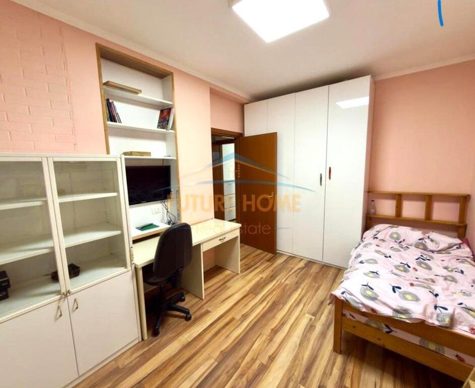 Appartamento 3+1+2+Posto Auto, Lago Asciutto, Tirana - AFFITTO