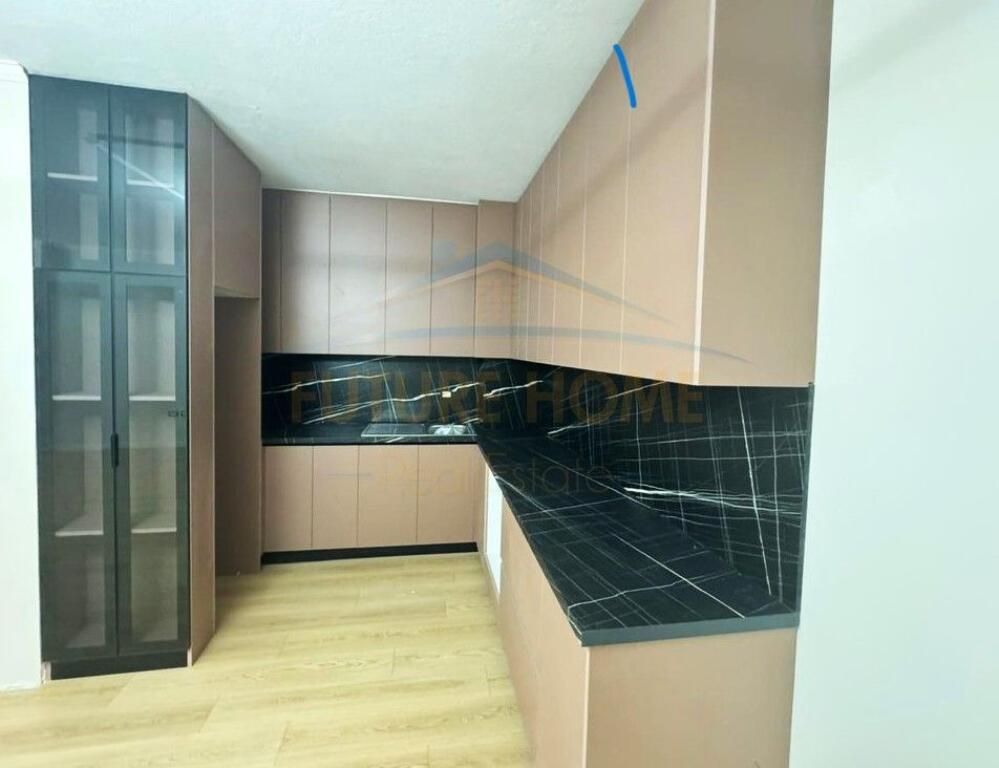 Apartament 2+1+2, Misto Mame - Per shitje