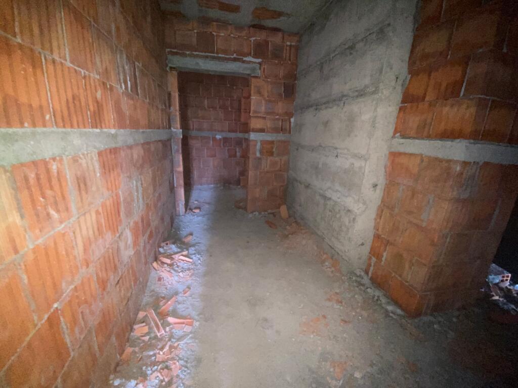 2+1, finished Paskuqan at Belfiore, 120,000 euros