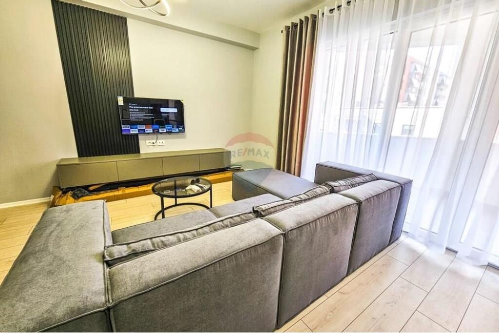 Apartament 2+1 + Post Parkimi Rruga e Dafinave