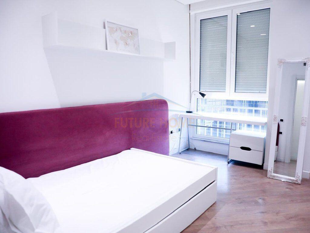 Shitet apartament 2+1+2 Selvia Tirane