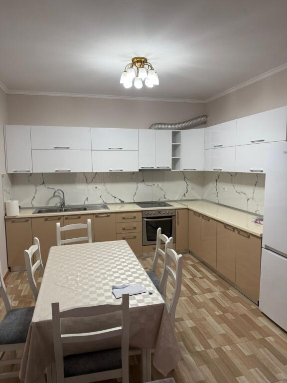 Don Bosko, shitet apartment 2+1+2Wc. 180.000 Euro